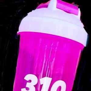 310 Nutrition Pink Shaker Cup